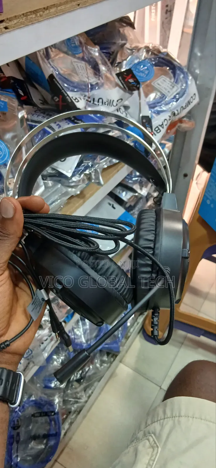 Gaming Headset With Usb/Aux Pin