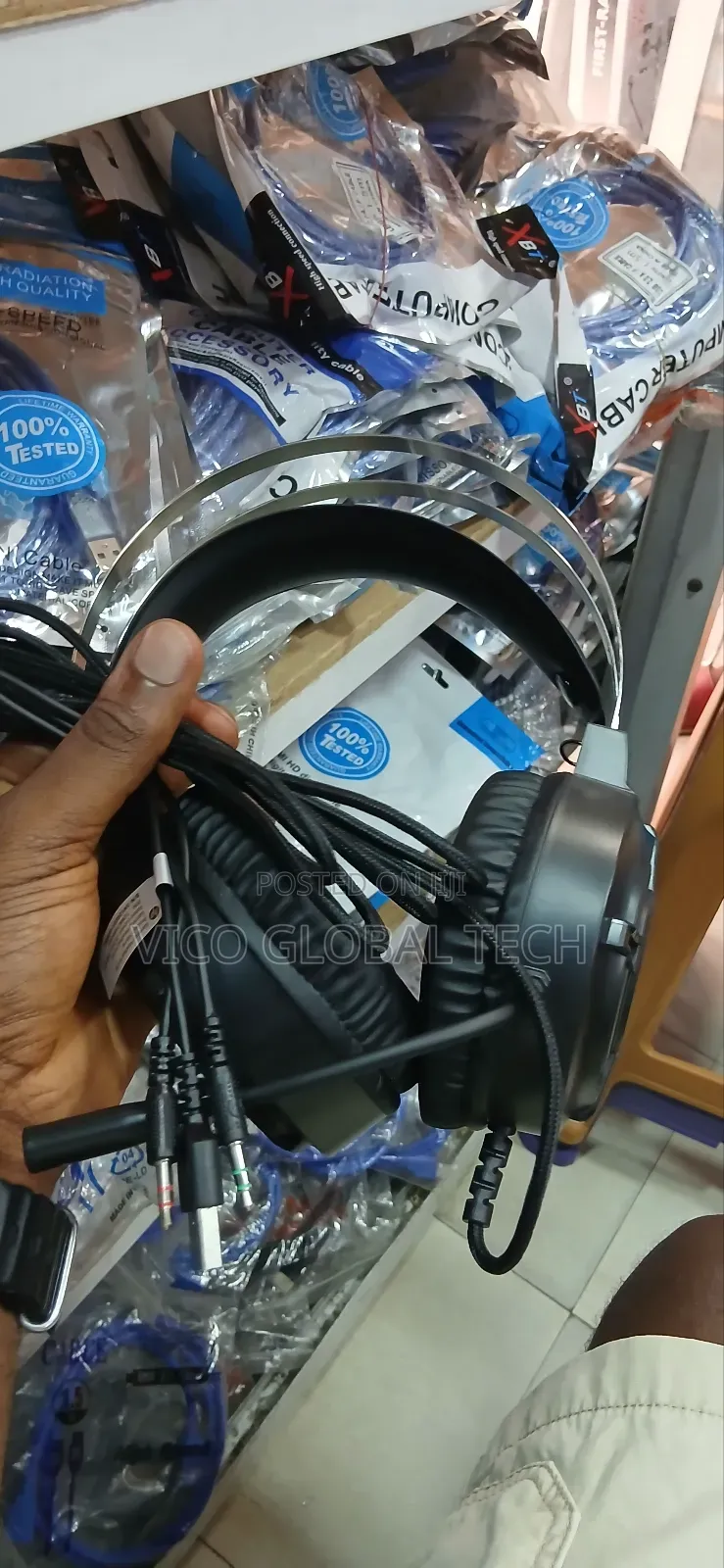 Gaming Headset With Usb/Aux Pin