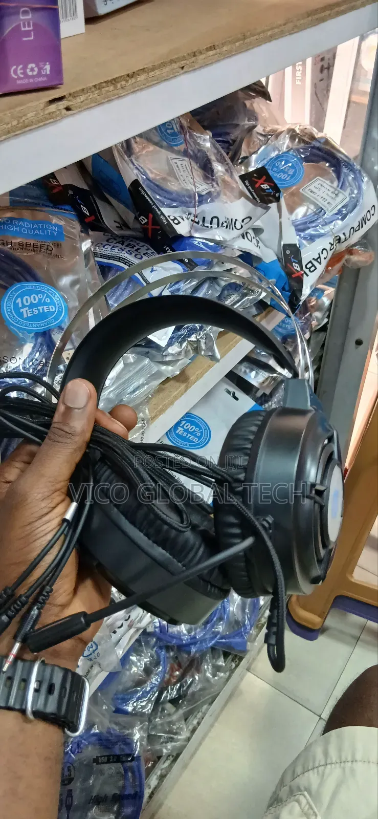 Gaming Headset With Usb/Aux Pin