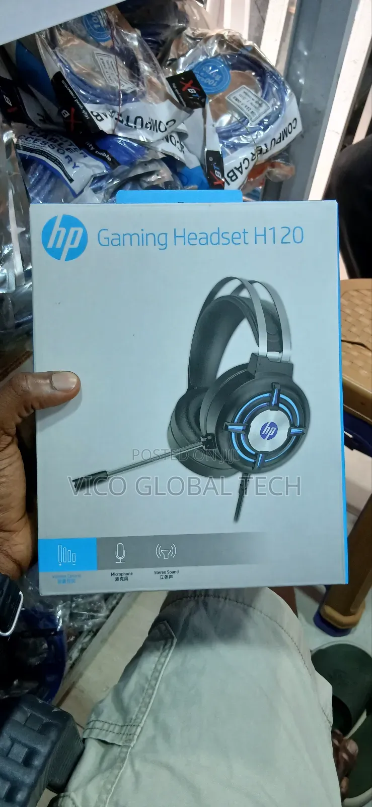 Gaming Headset With Usb/Aux Pin