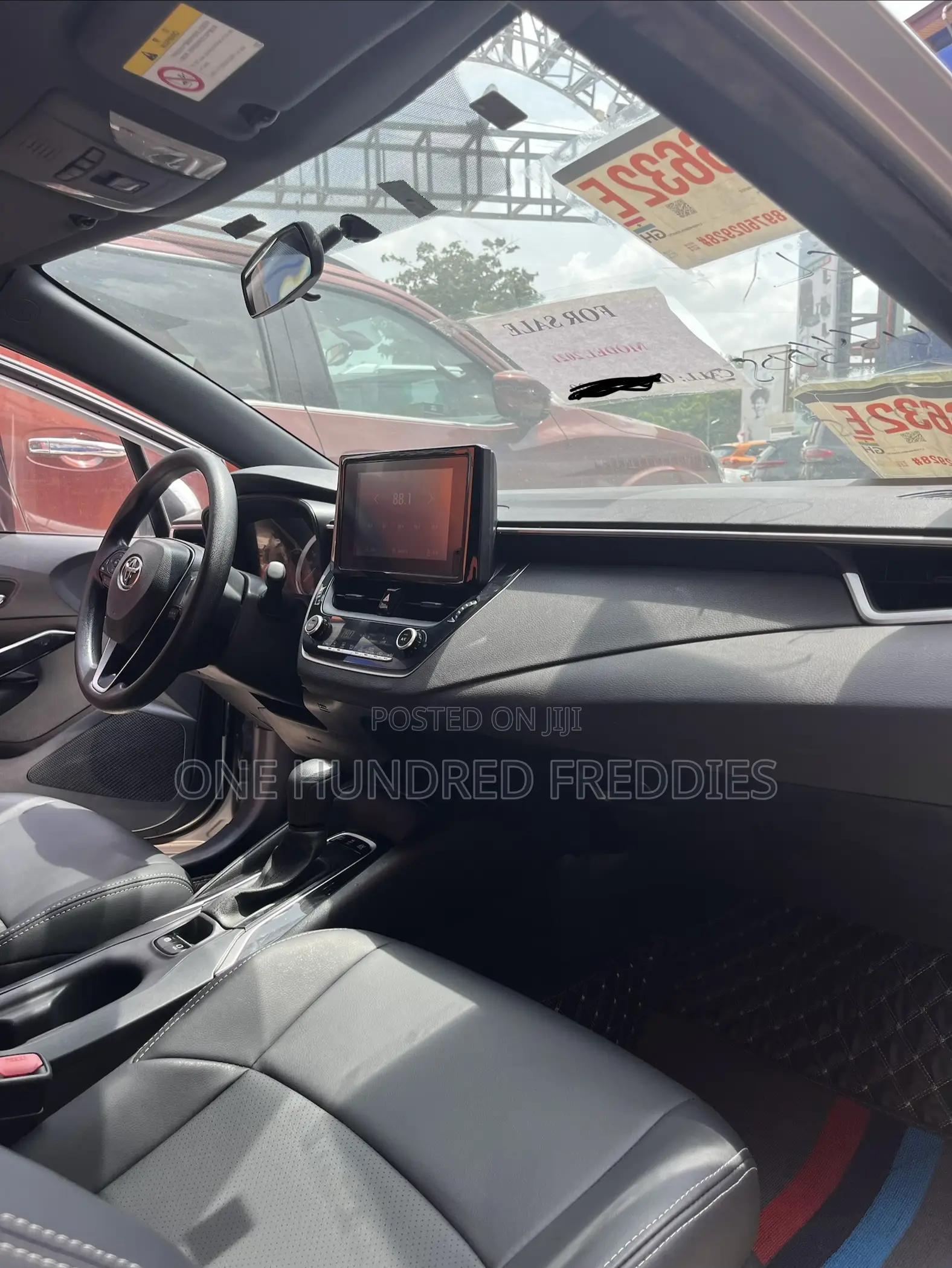 Toyota Corolla 2021 Silver