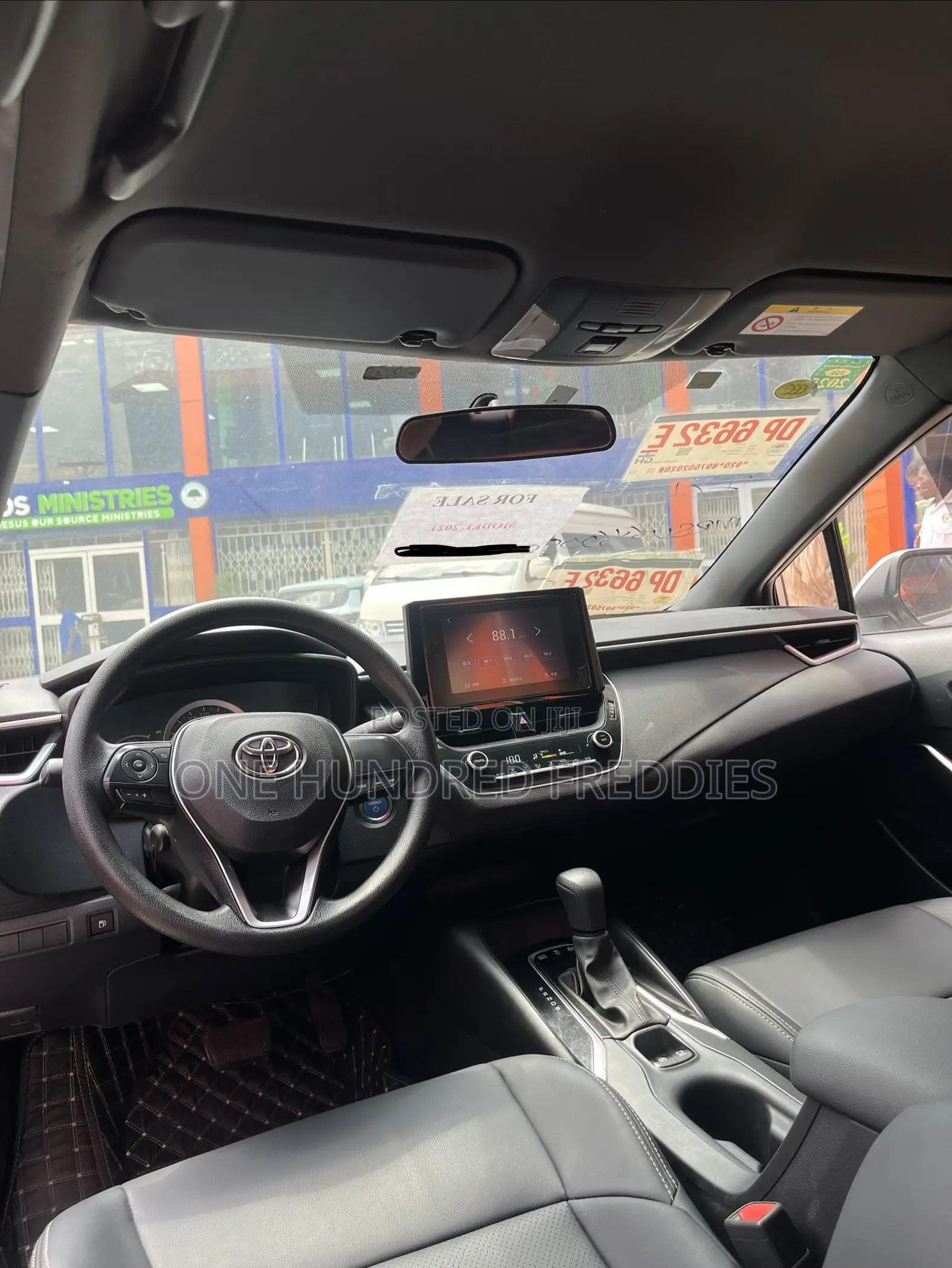 Toyota Corolla 2021 Silver