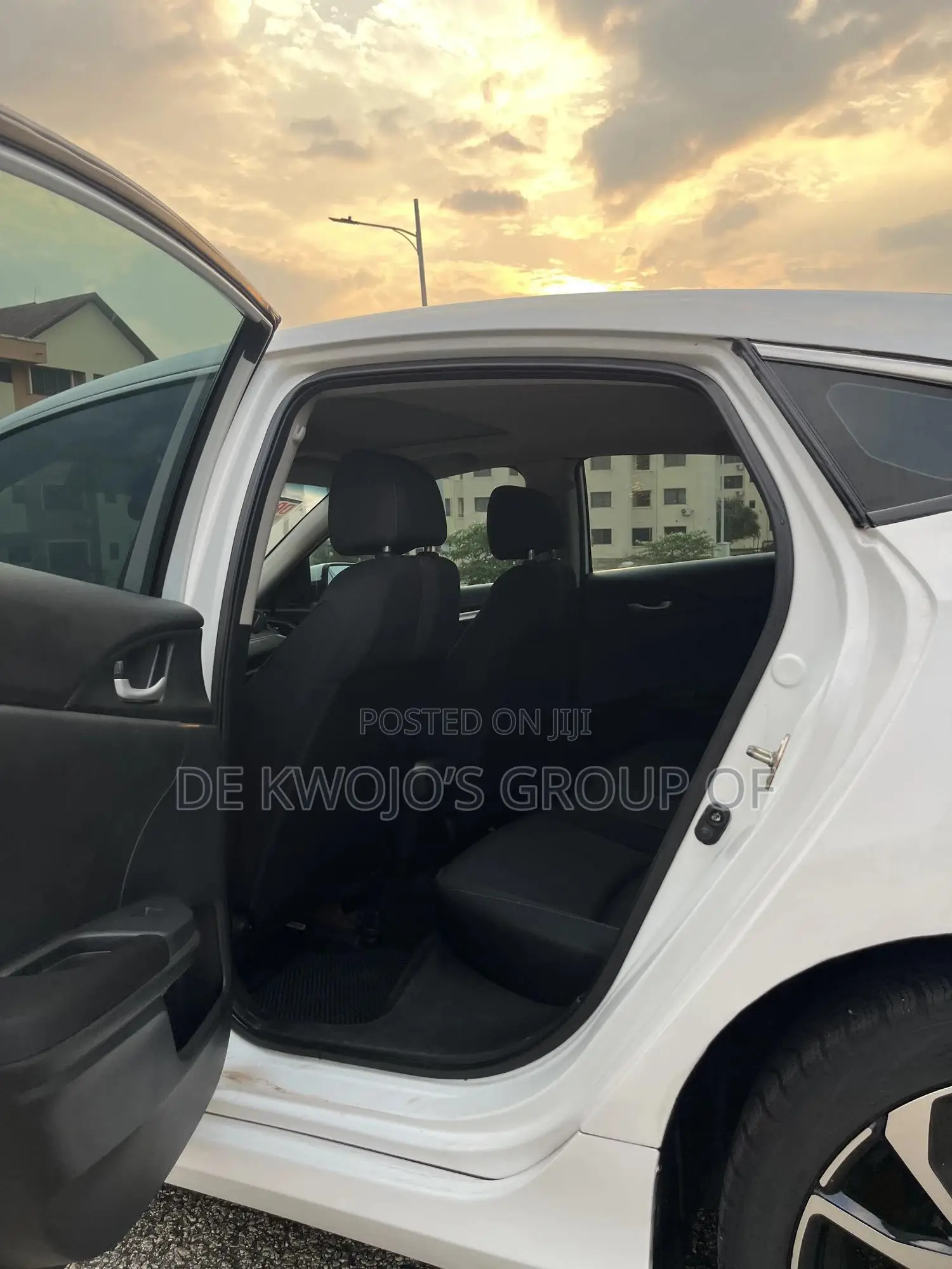 Honda Civic EX Sedan 2019 White