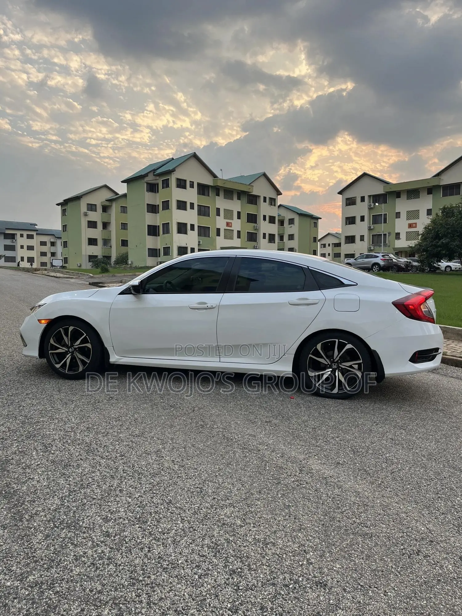 Honda Civic EX Sedan 2019 White
