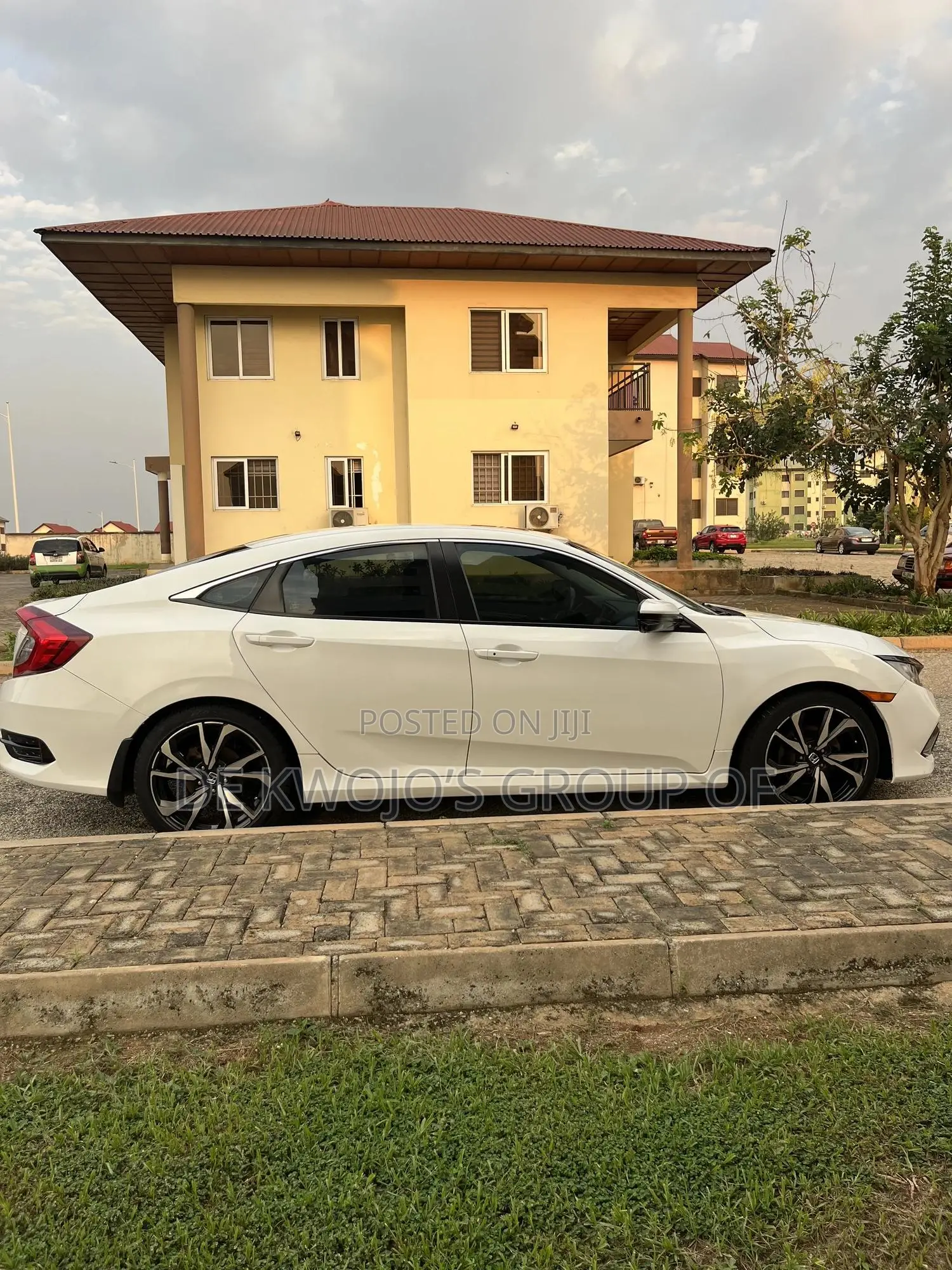 Honda Civic EX Sedan 2019 White