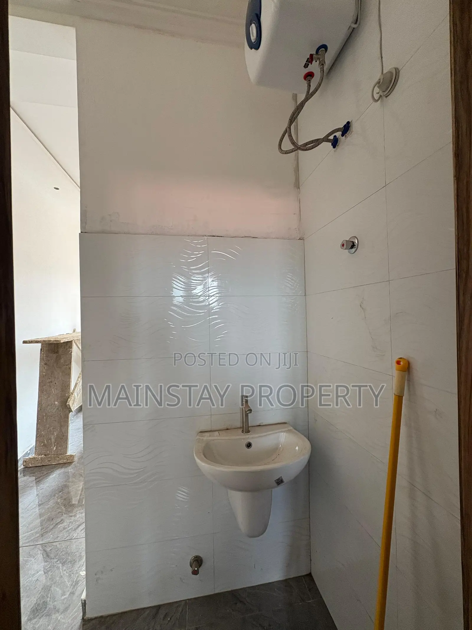 2bdrm Apartment in Mainstay Estates, Tseaddo for rent