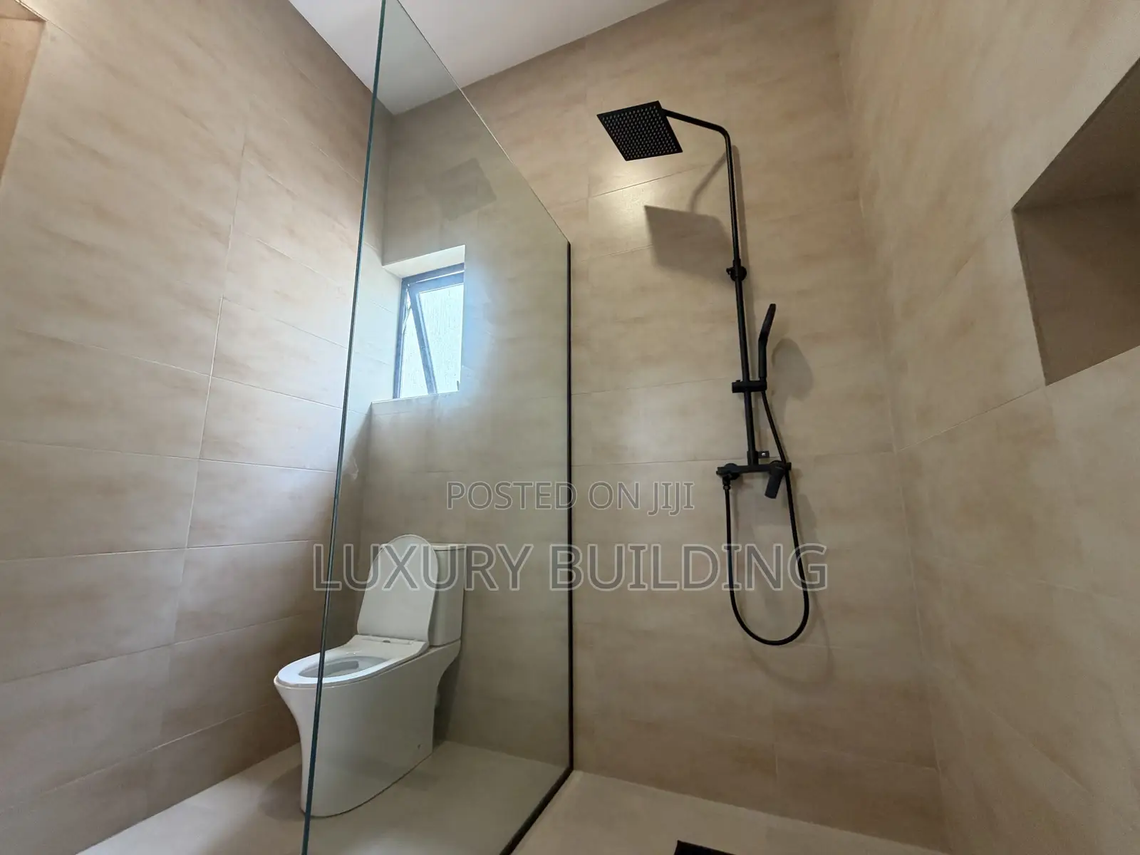 4bdrm House in Comm.20, Baatsona Total for sale