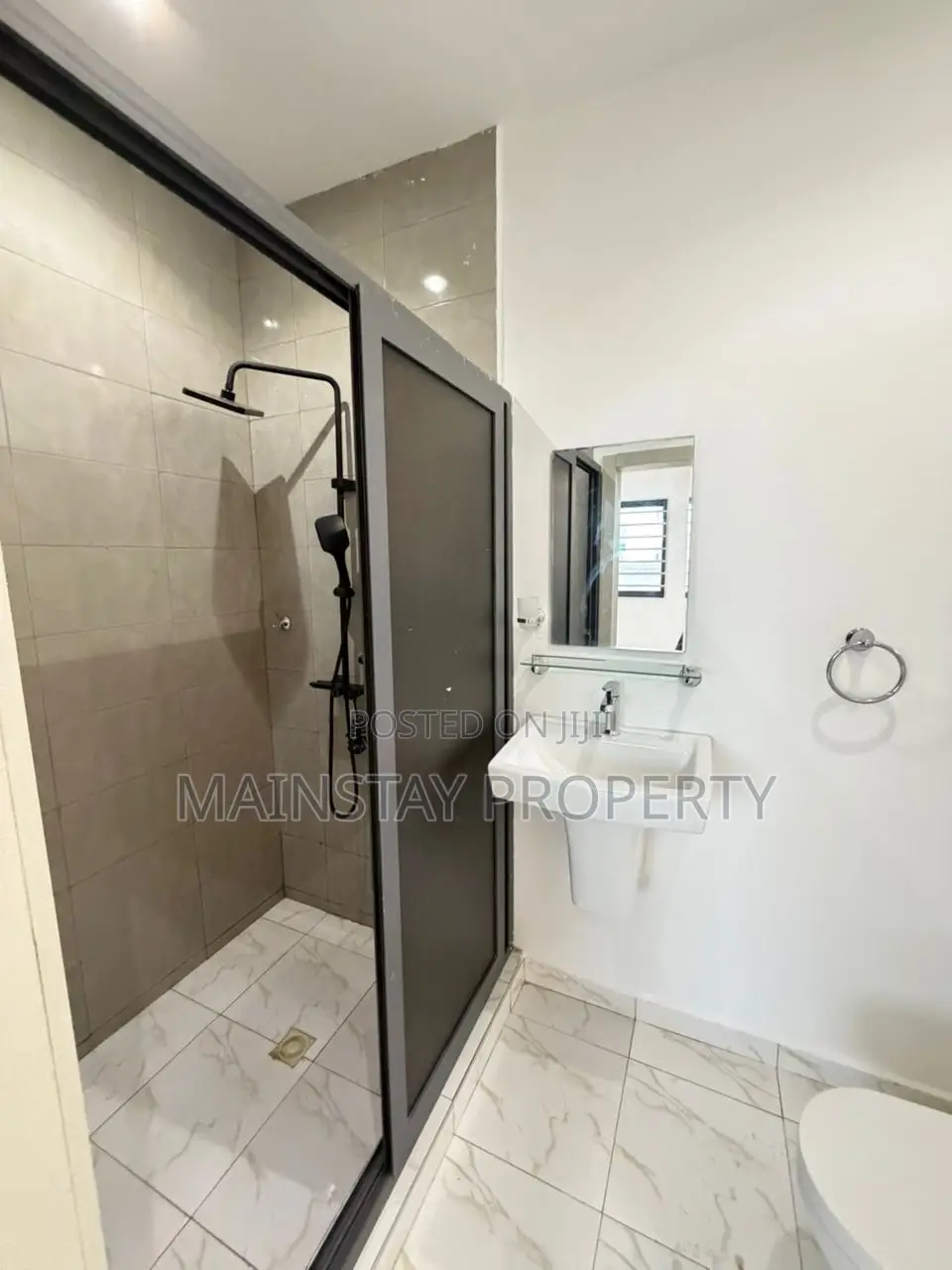 4bdrm House in Mainstay Estates, East Legon for rent