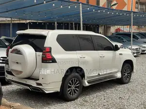 Toyota Land Cruiser Prado 3.0 TD 2012 White