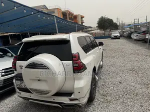 Toyota Land Cruiser Prado 3.0 TD 2012 White