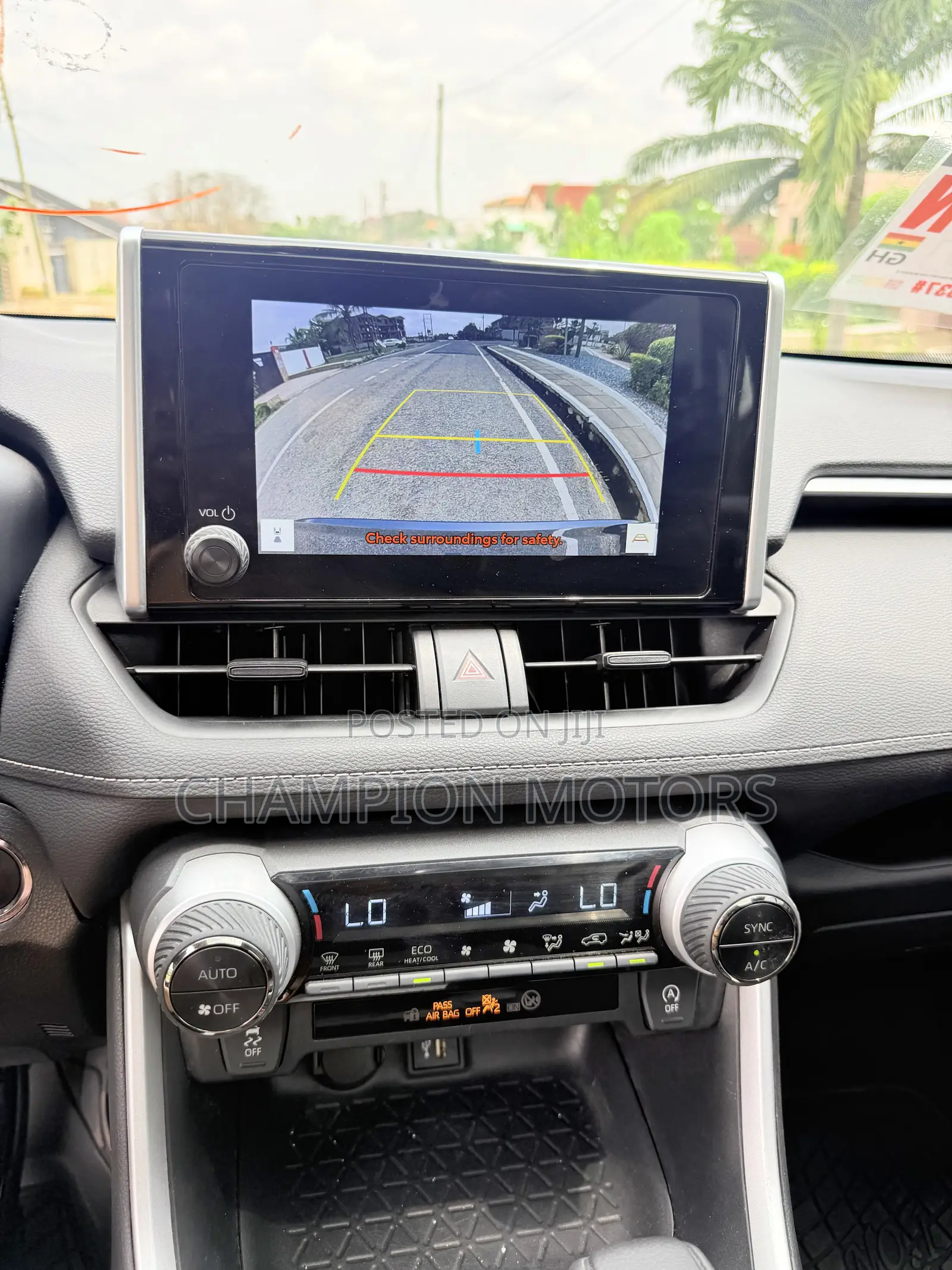 Toyota RAV4 2023 Silver