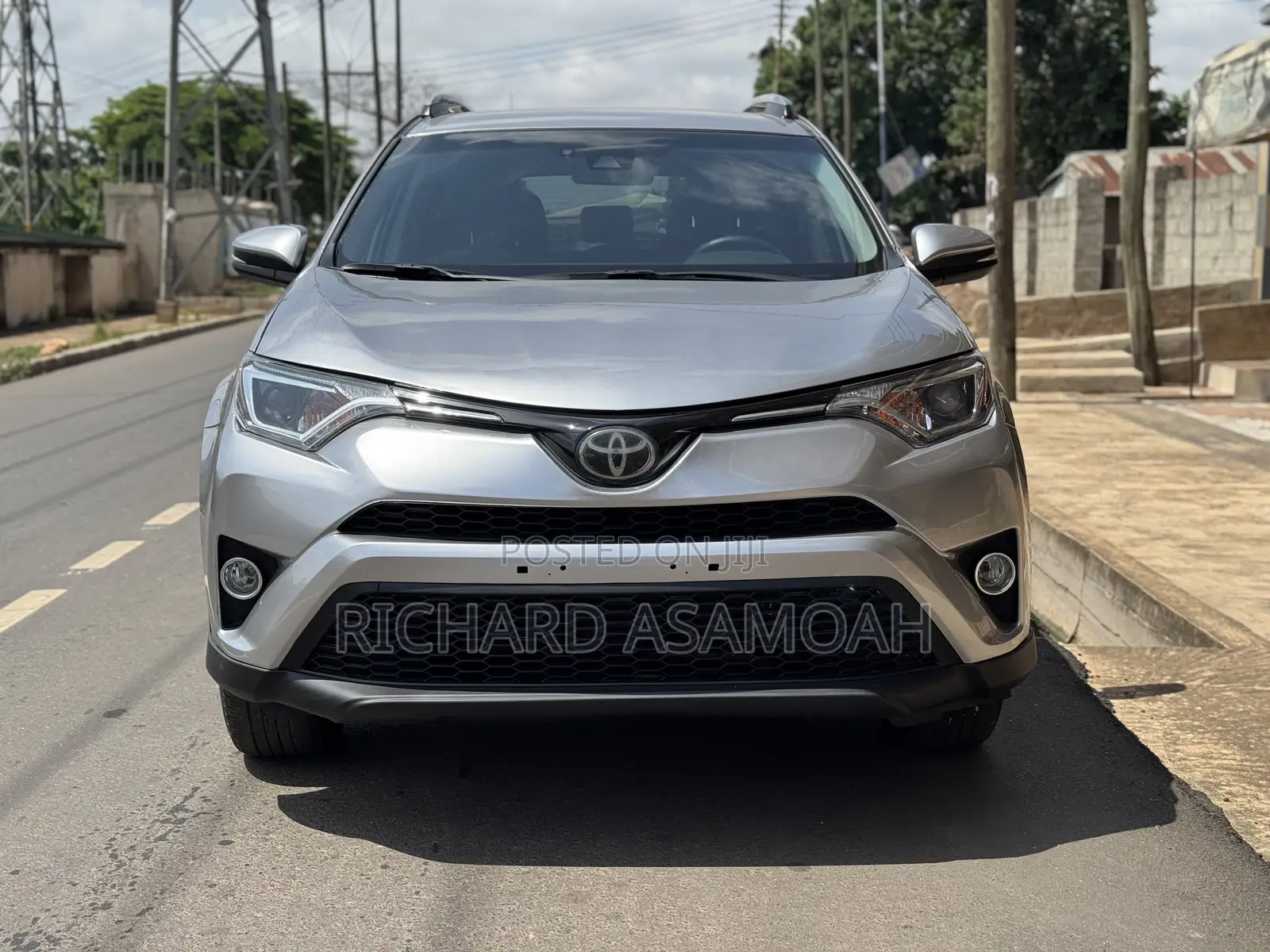 Toyota RAV4 SE 4dr SUV (2.5L 4cyl 6A) 2018 Silver