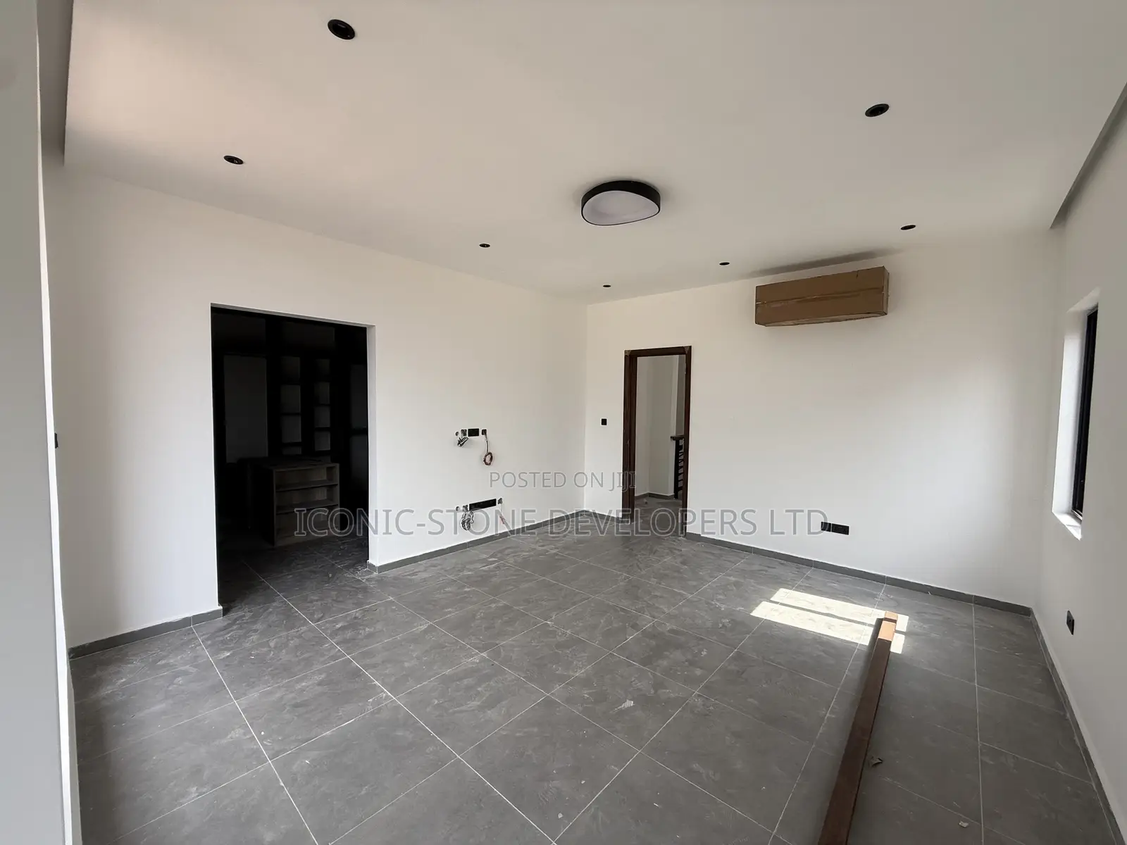 4bdrm House in Focus Hospital Area, Adenta for sale