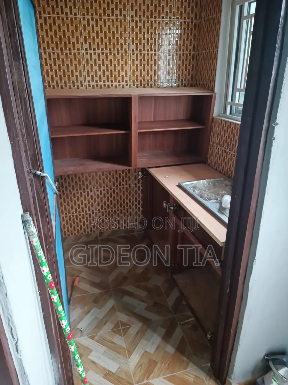 Chamber And Hall For Rent.