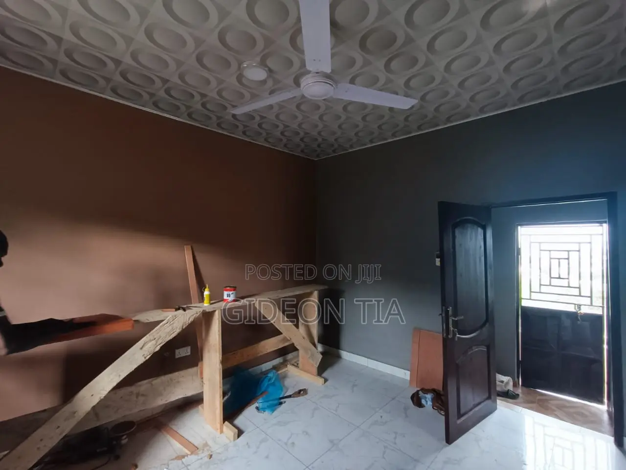 Chamber And Hall For Rent.
