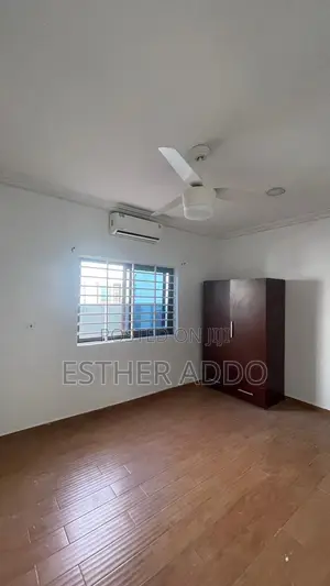 3bdrm House in Lake Side Estate for rent