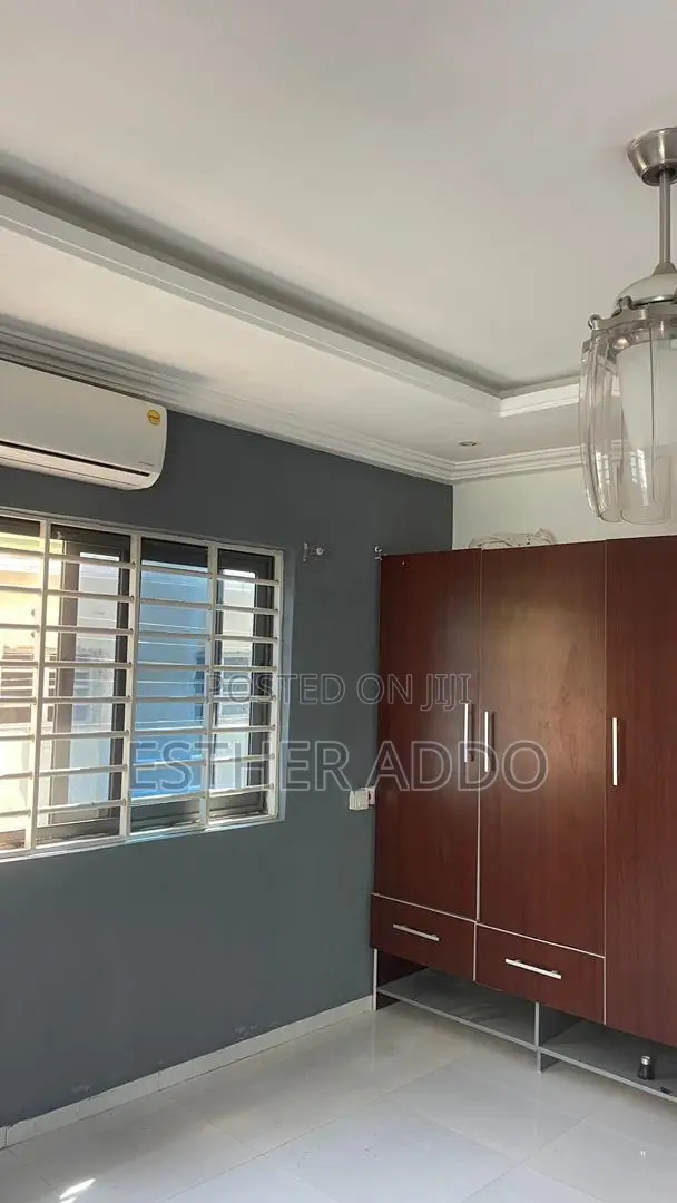 3bdrm House in Lake Side Estate for rent