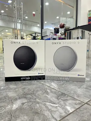 Onyx Studio 9