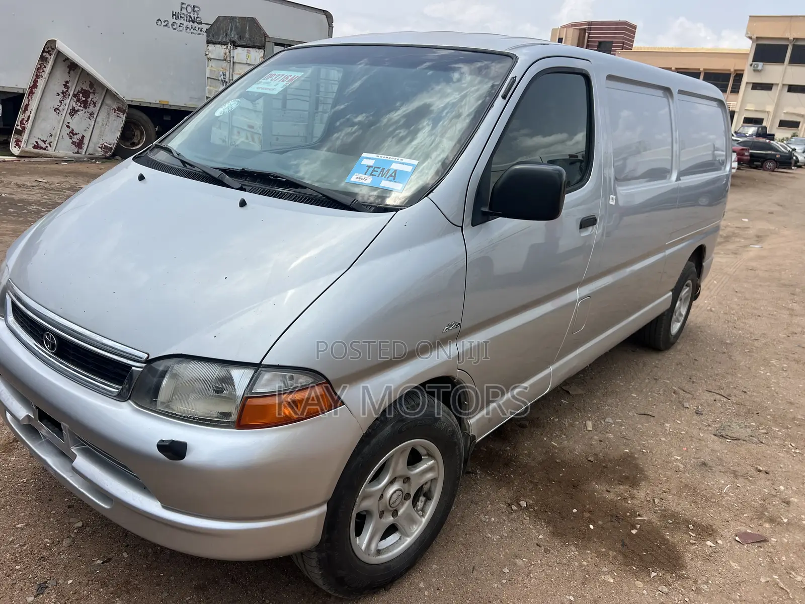 Toyota HiAce 2005 Silver
