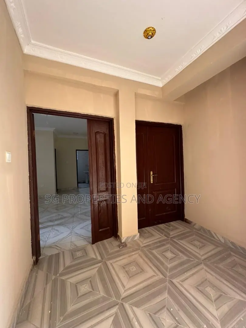 1bdrm Apartment in Adjei Kojo, Community 25 for rent