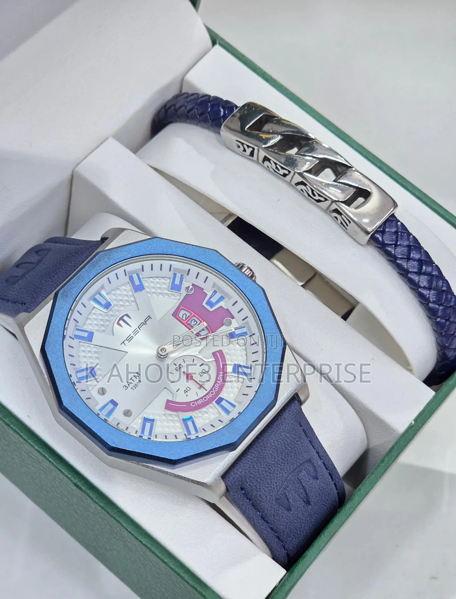 Men’S Watch With Bracelet Available
