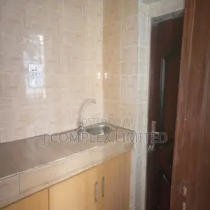 2bdrm Apartment in La Wireless for rent