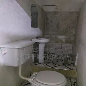 1bdrm Apartment in La Wireless for rent