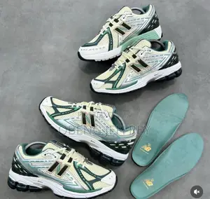 Original New Balance 1906r Aime