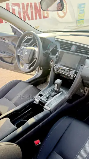 Honda Civic 2017 White
