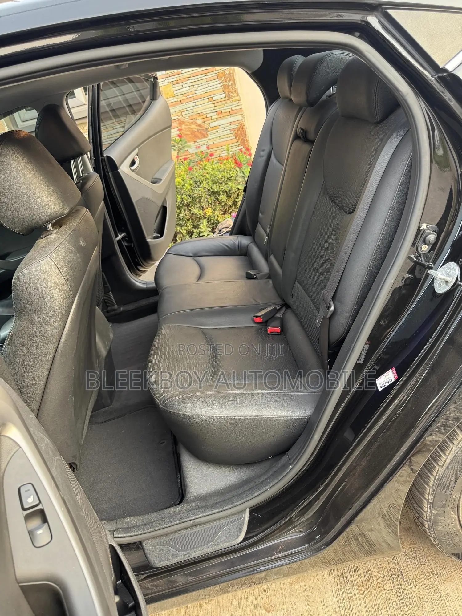 Hyundai Elantra Limited 4dr Sedan (1.8L 4cyl 6A) 2015 Black