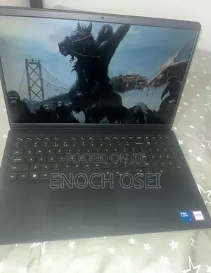 New Laptop Dell 16GB Intel Core 3 SSD 512GB