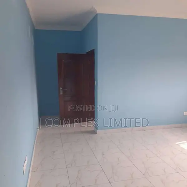 1bdrm Apartment in Coffee Shop Area for rent