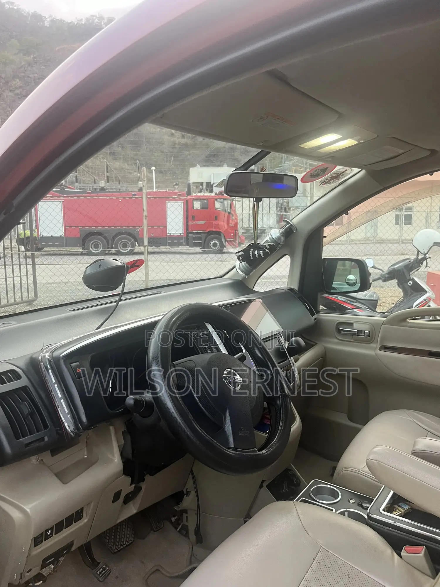 Nissan Serena 2010