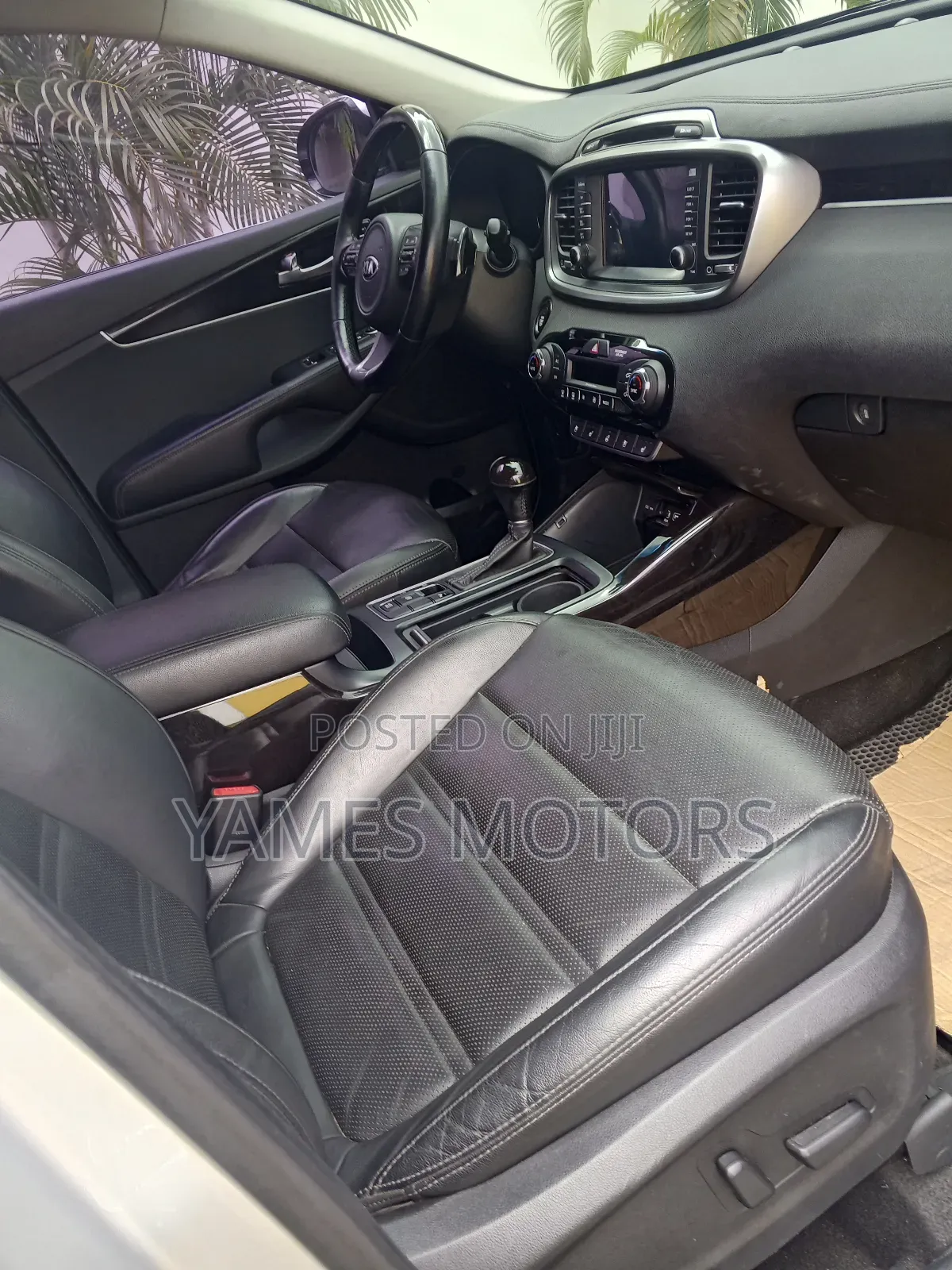 Kia Sorento 4dr SUV 2016 Black