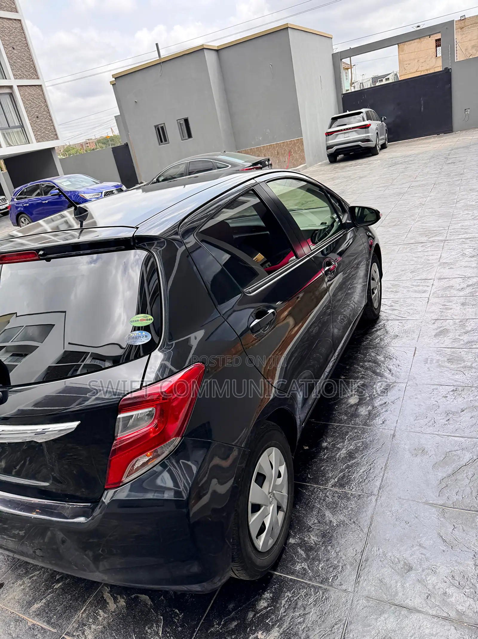 Toyota Vitz 1.5 FWD 3dr 2015 Black