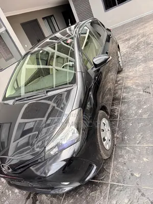 Toyota Vitz 1.5 FWD 3dr 2015 Black