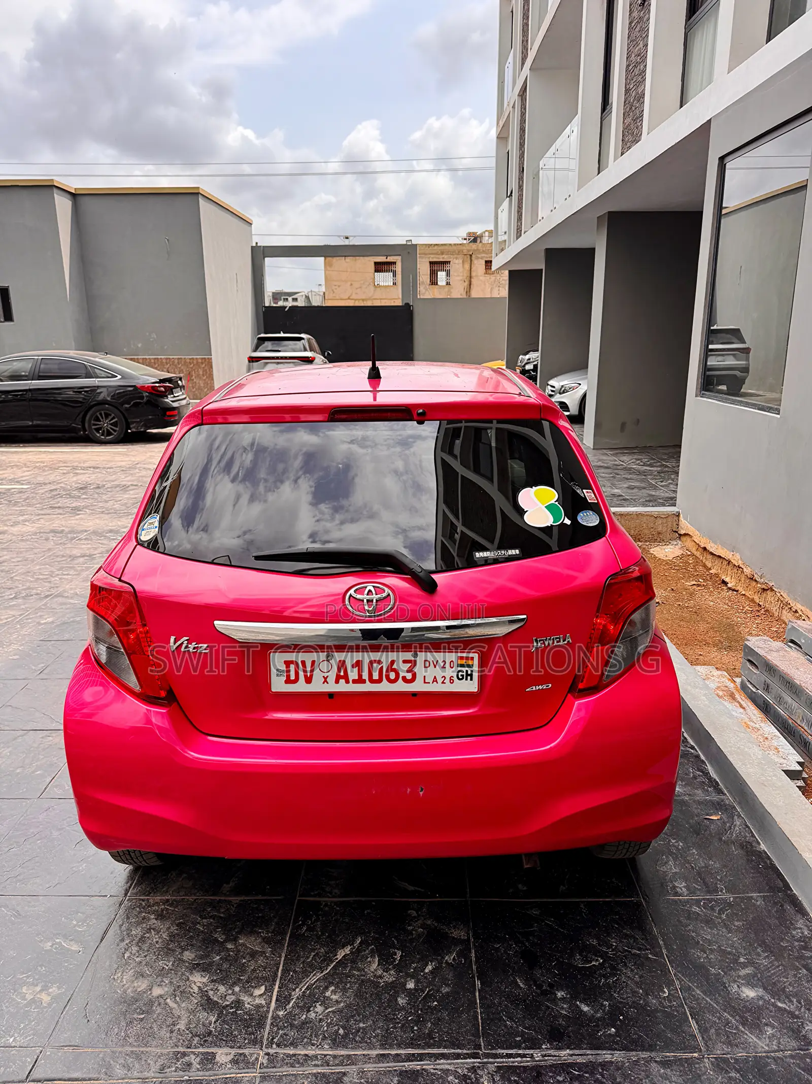 Toyota Vitz 1.5 FWD 3dr 2013 Pink