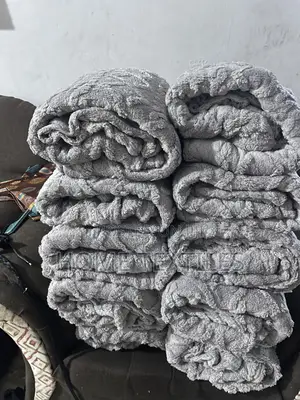 Blanket With 2 Pillowcases Available in Different Colors