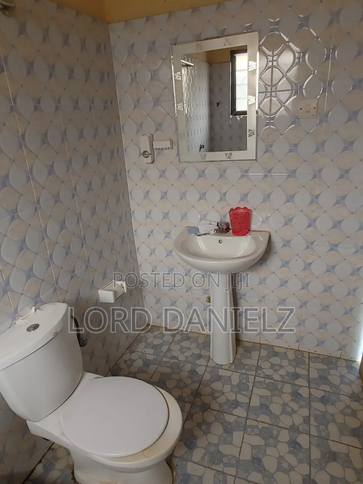 Single Room Self-Contained for Rent at Brofoyedu-Afratia