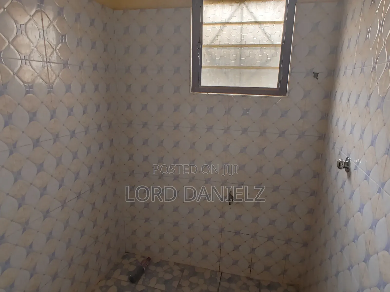 Single Room Self-Contained for Rent at Brofoyedu-Afratia