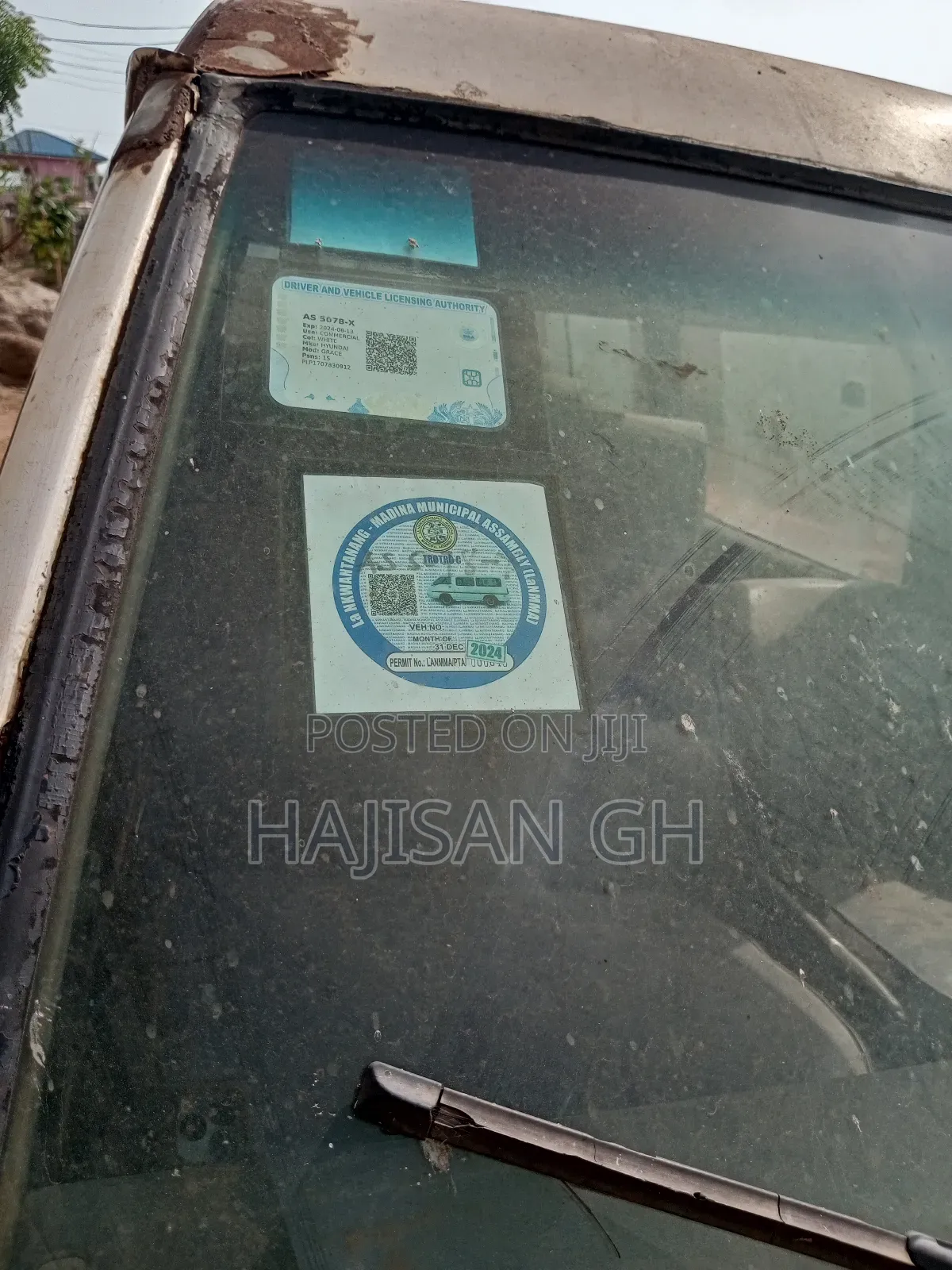 Hyundai Universe 2005 White