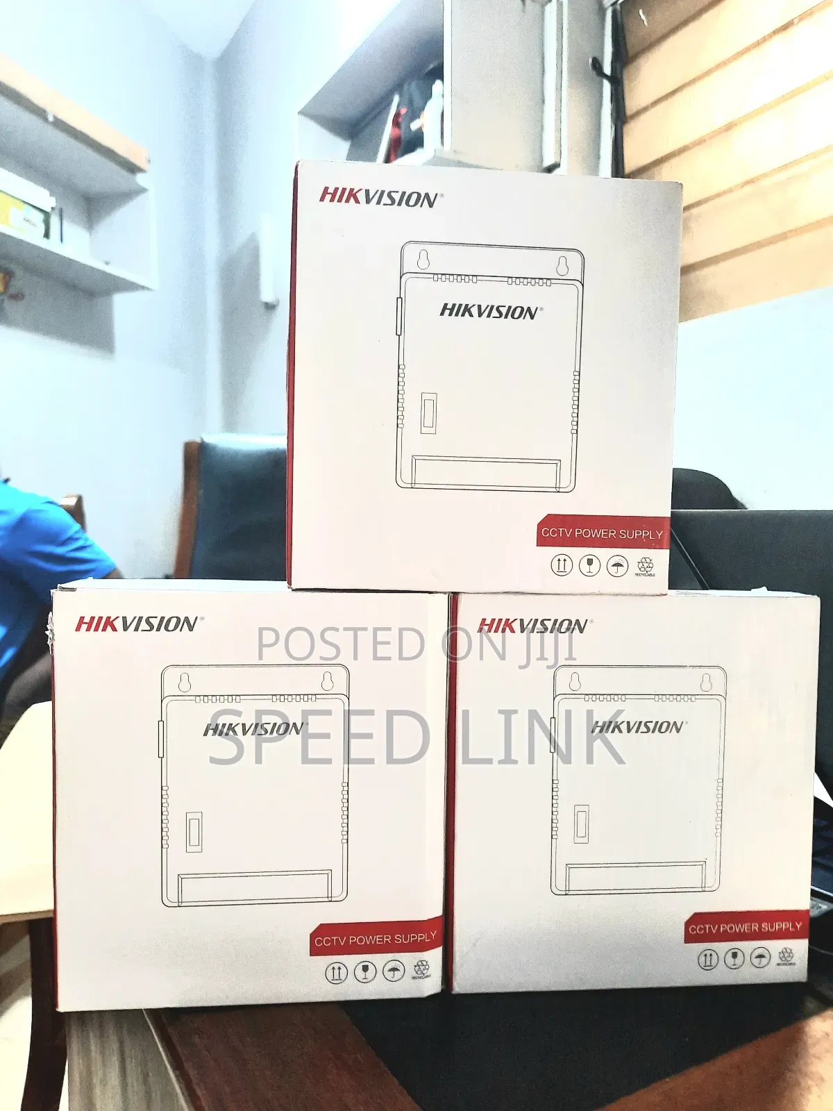 Hikvision Power Supply 8 Ports