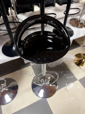 Round Bar Chair