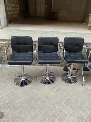 Adjustable Bar Chair