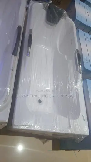 Straight Bathtub _ Sitting Bathtub Uk