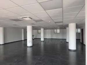 290 SQM Showroom/ Office at Kumasi
