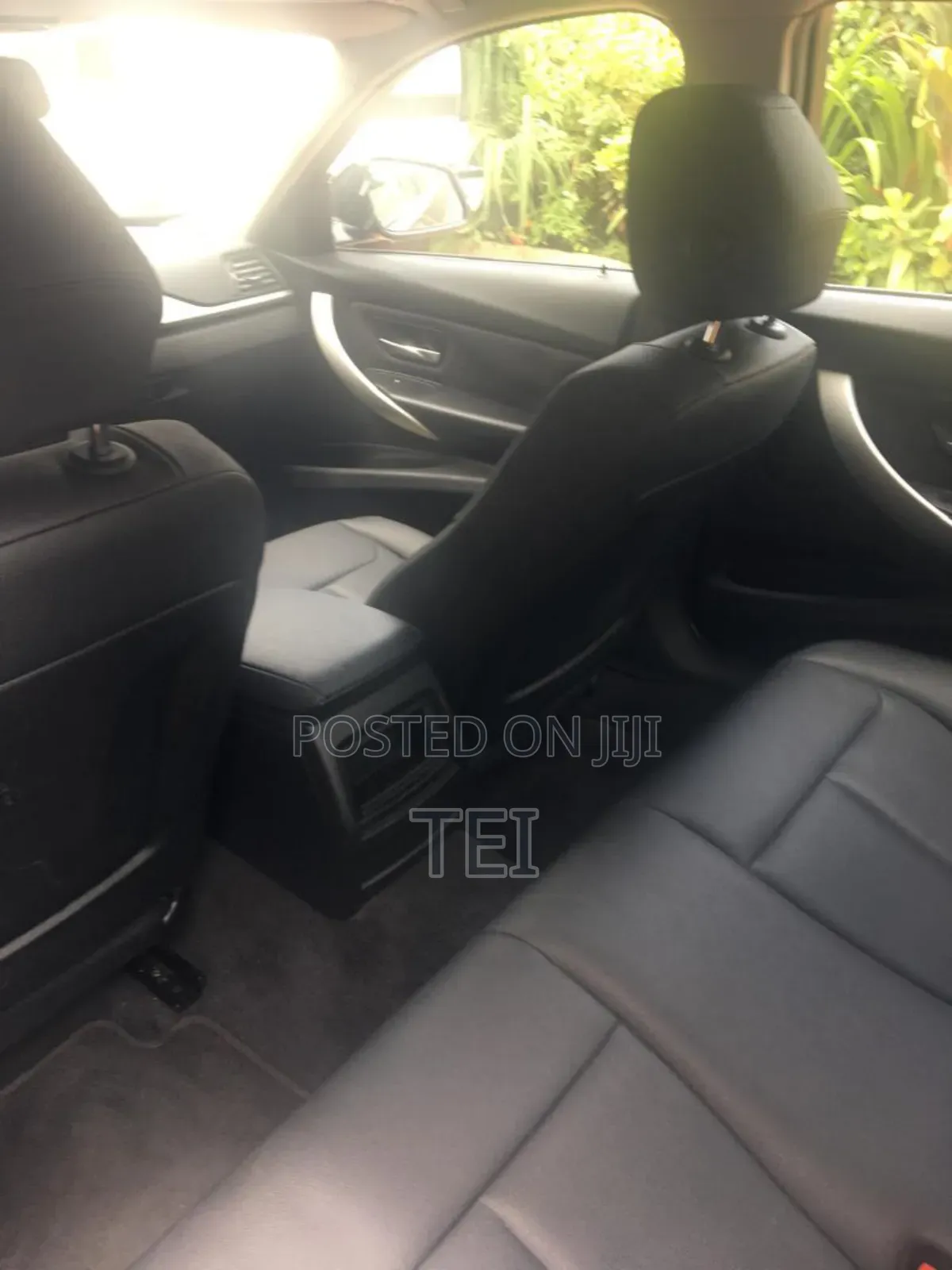 BMW 320i Sedan RWD 2014 Black