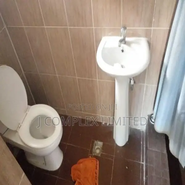 3bdrm House in Estates for sale
