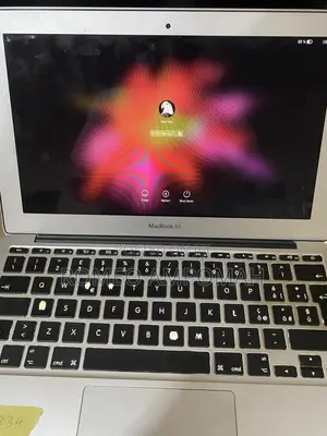 Laptop Apple MacBook Air 4GB Intel Core i5 SSD 128GB