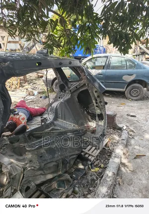 Honda Cr-v 2023-2025/ Half Cut Right Side